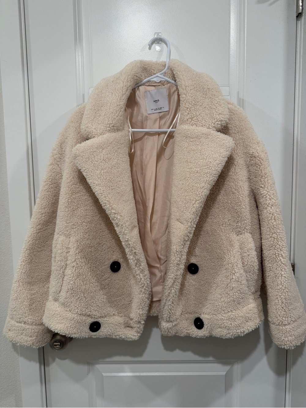 Mango Cream Teddy Faux-Shearling Jacket